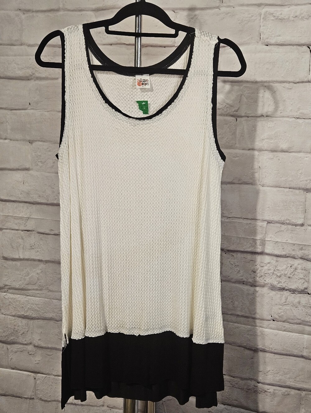 Zig Zag Stripe White and Black Sleeveless Knit Tank Tunic